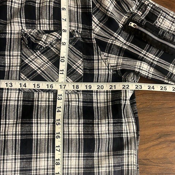 Carbon XXL Men's Black and White Plaid Shirt - Picture 9 of 12
